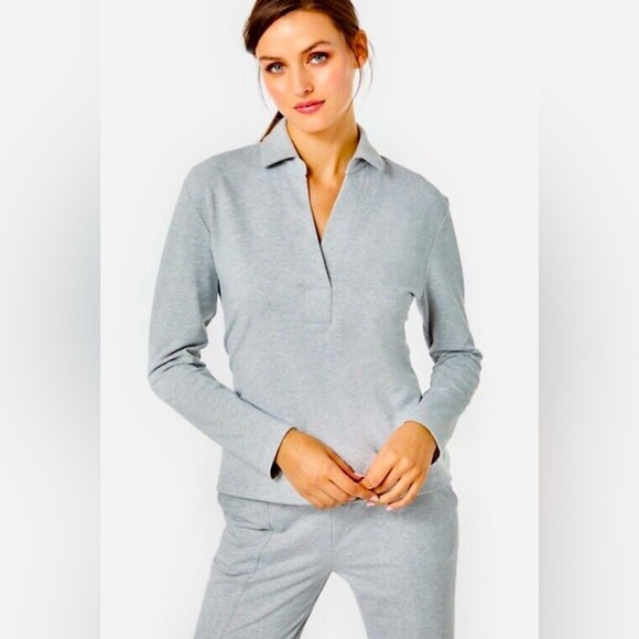 NWT LILLY PULITZER EMALIA SHIMMER TERRY TOP LONG SLEEVE SEASIDE GREY - Picture 1 of 5